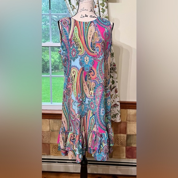 Tommy Hilfiger Dresses & Skirts - Tommy Hilfiger Woman’s Sleeveless Dress 👗